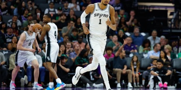 文班亚马18分约翰逊18分 马刺狂胜国王