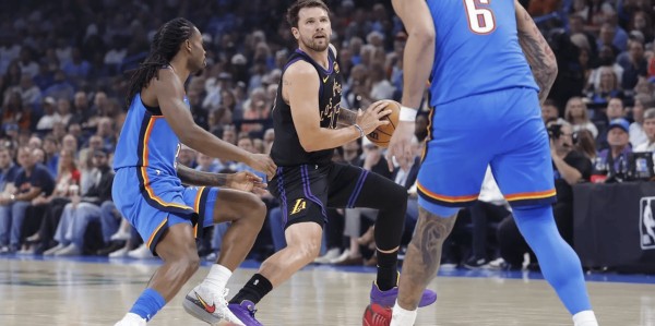 东契奇报销湖人还有救吗？65场法则动摇联盟根基？