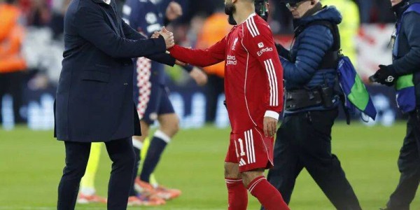 天空体育：阿森纳击败曼联，扩大领先优势，曼城维拉均落败